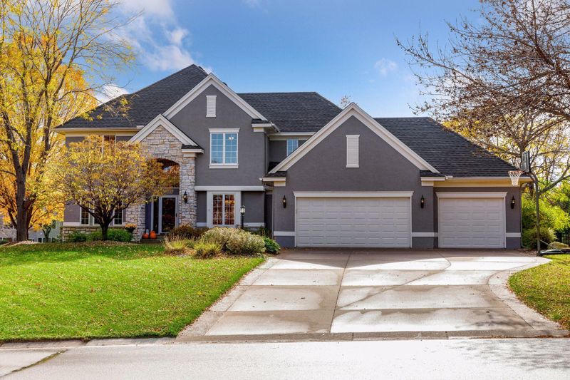 3544 Crestmoor Dr, Woodbury, MN 55125