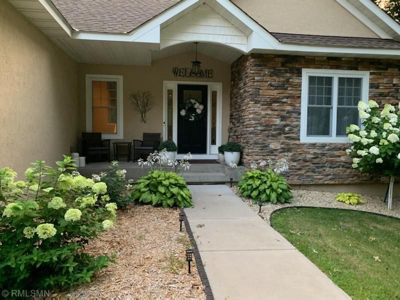 16864 Jeffrey Ave N, Hugo, MN 55038