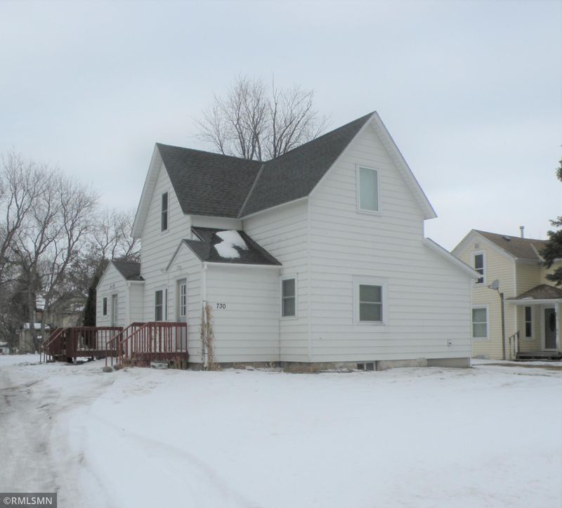 730 Herbert St, Stewart, MN 55385