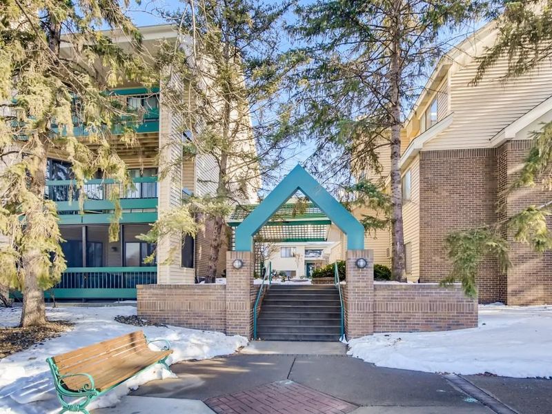 7605 Edinborough Way #6317, Edina, MN 55435