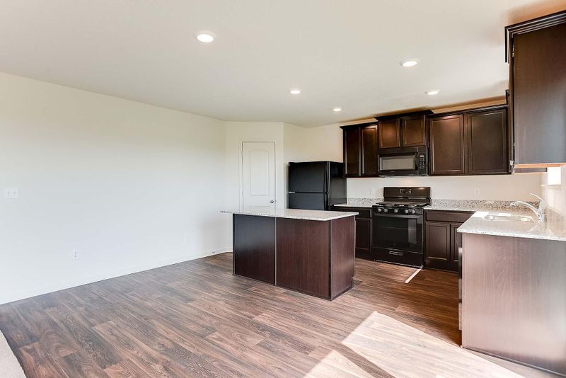1097 Sunset Ave, Montrose, MN 55363
