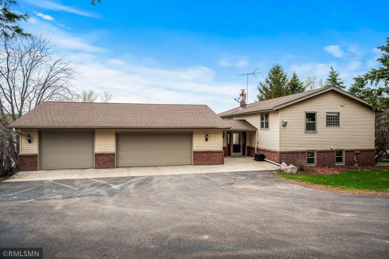 1136 87th St NW, Buffalo, MN 55313