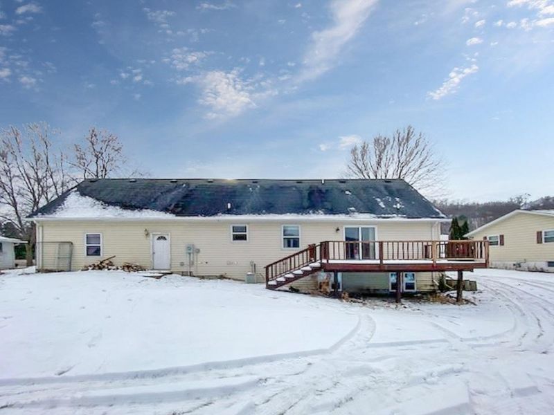 116 Us Highway 10, Plum City, WI 54761