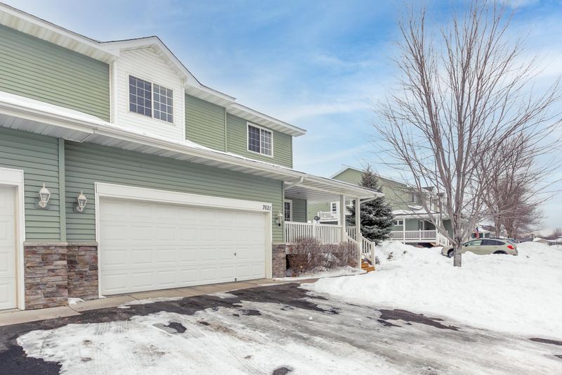 7621 Palisades Ave NE, Elk River, MN 55330