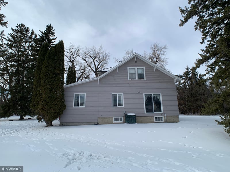 2856 145th St, Shelly, MN 56581