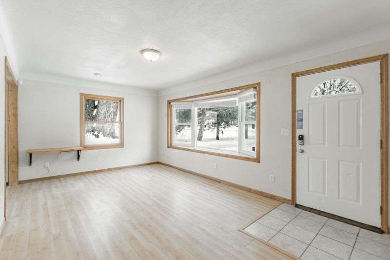 26 West Rd, Circle Pines, MN 55014