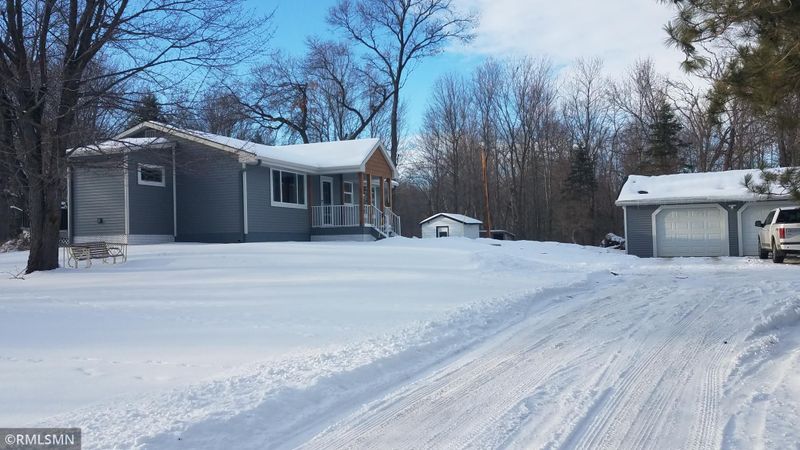 2621 Long Lake Dr NW, Isanti, MN 55040
