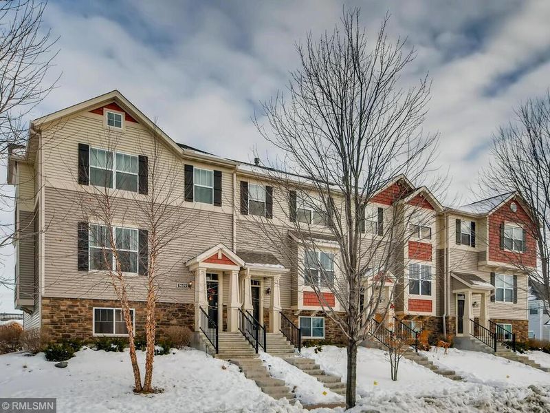 9657 Toledo Ln N, Brooklyn Park, MN 55443