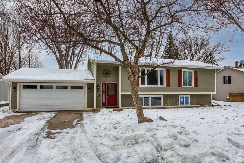 112147 Haering Cir, Chaska, MN 55318