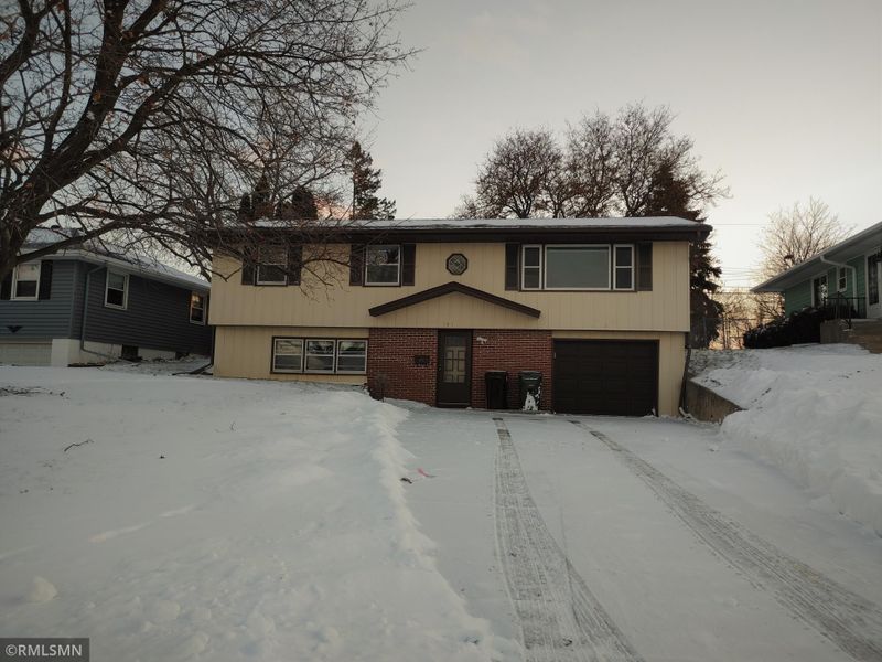 1917 3rd St N, South Saint Paul, MN 55075