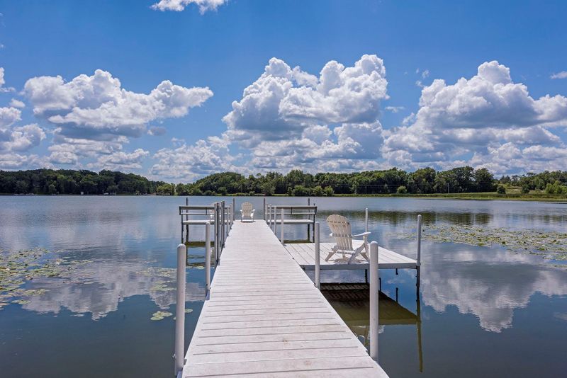 4075 San Vitero Cir, Chaska, MN 55318