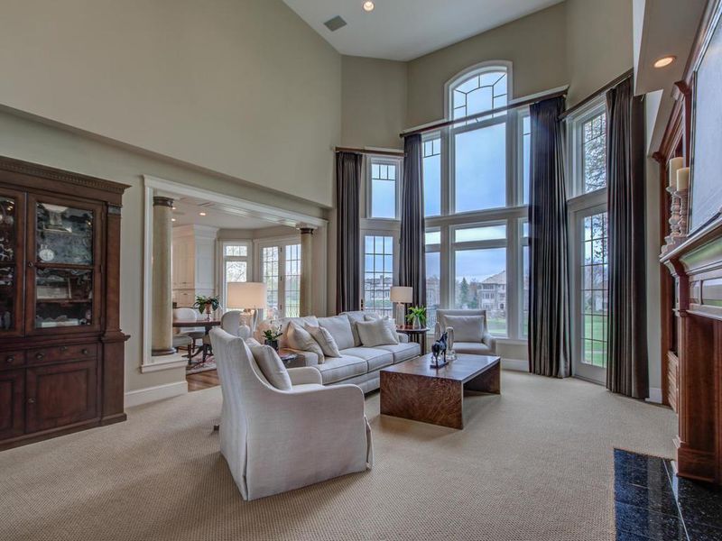 18230 Bearpath Trl, Eden Prairie, MN 55347