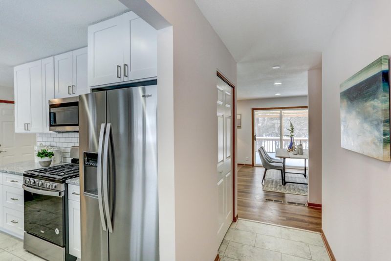 14332 Garrett Ave, Apple Valley, MN 55124