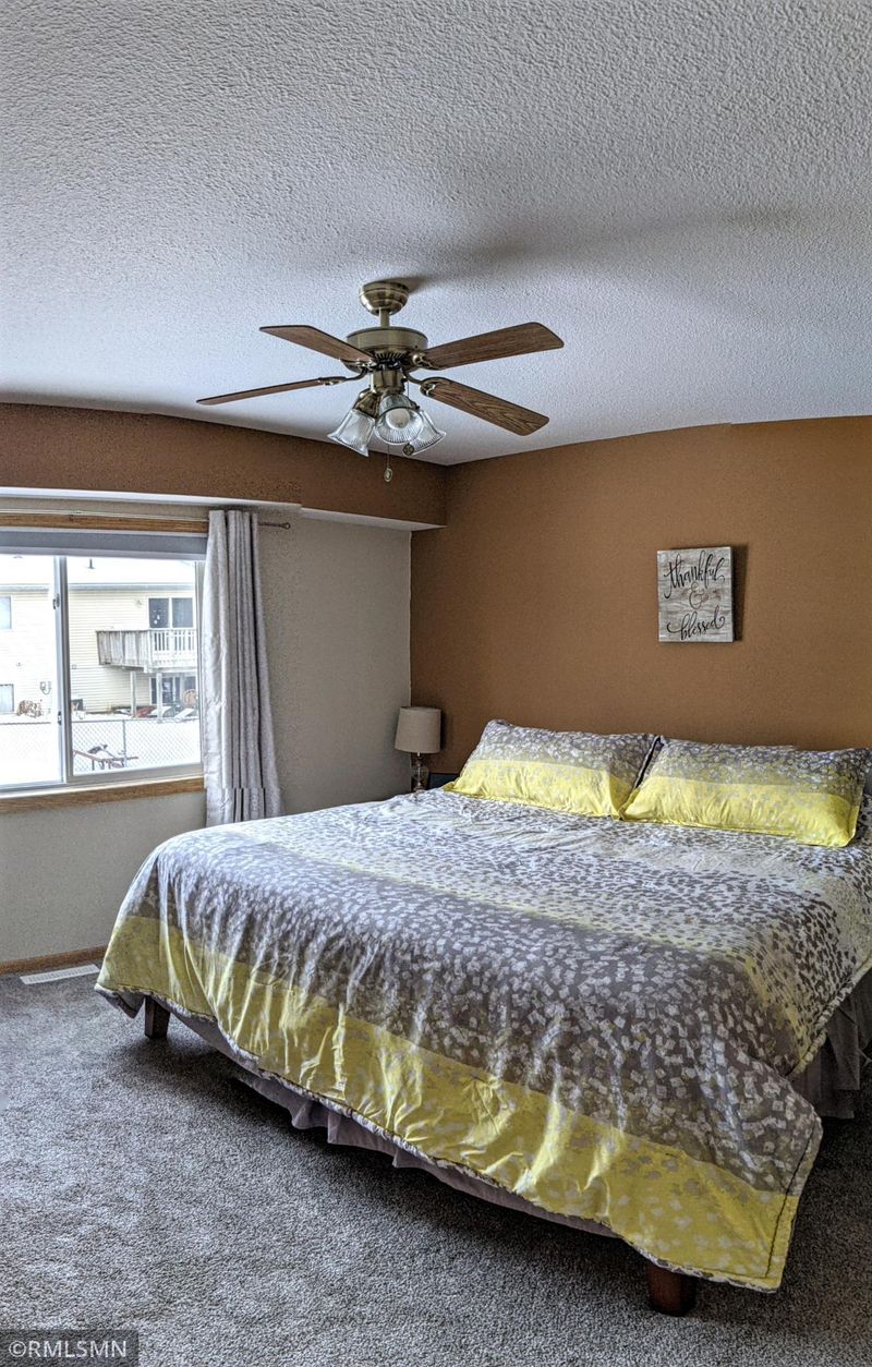 31158 Sunrise Trl, Stacy, MN 55079