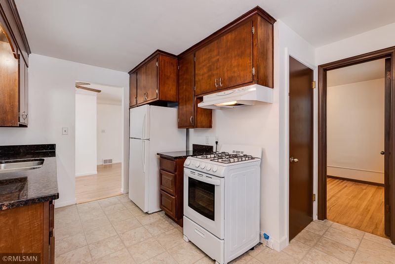 7601 Clinton Ave, Richfield, MN 55423