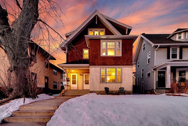 1571 Laurel Ave, Saint Paul, MN 55104