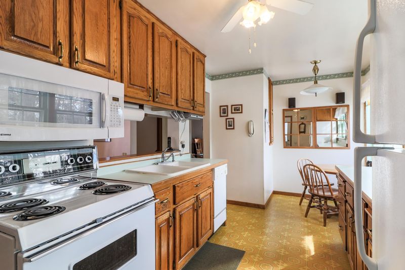 1105 NW 4th Ave, Grand Rapids, MN 55744