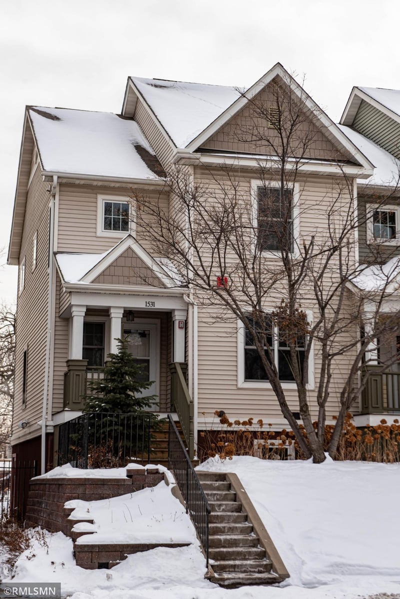 1531 E 24th St, Minneapolis, MN 55404
