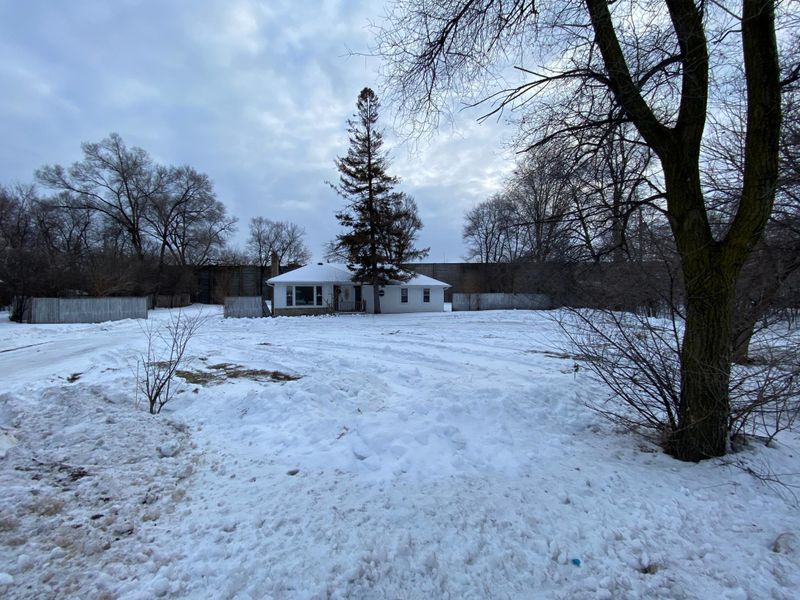 6825 68th Ave N, Brooklyn Park, MN 55428