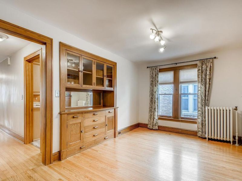 2826 Pleasant Ave #202, Minneapolis, MN 55408