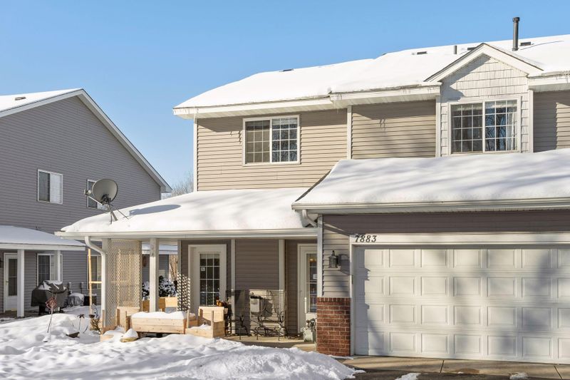 7883 Oak Ct, Lino Lakes, MN 55014