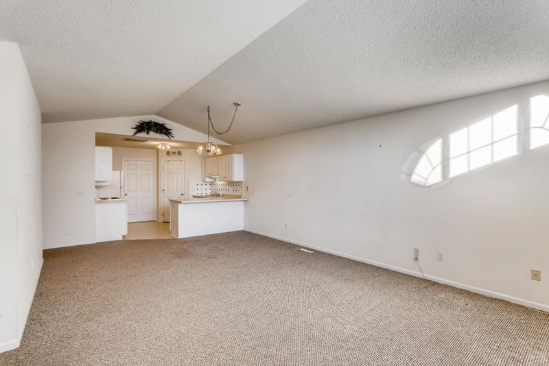 920 Golden Pond Ct, Buffalo, MN 55313