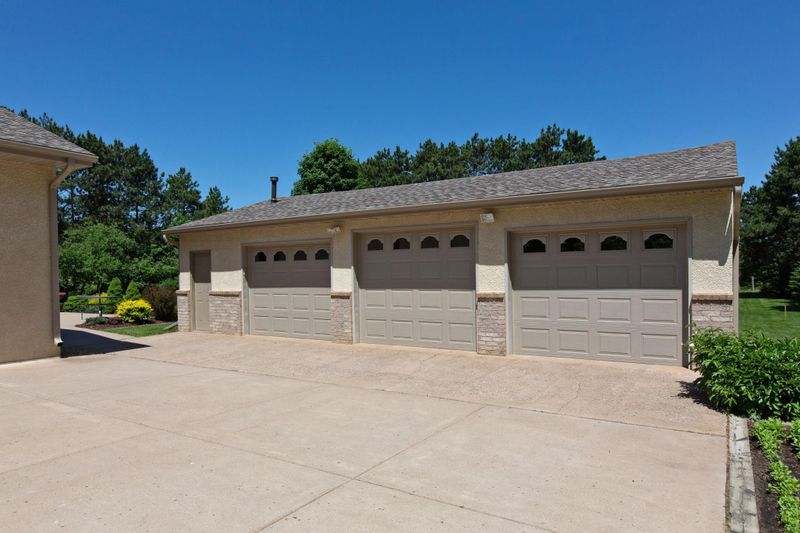 7225 153rd Ave NE, Forest Lake, MN 55025
