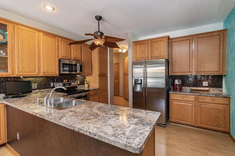 3045 Timberwood Trl #51, Eagan, MN 55121