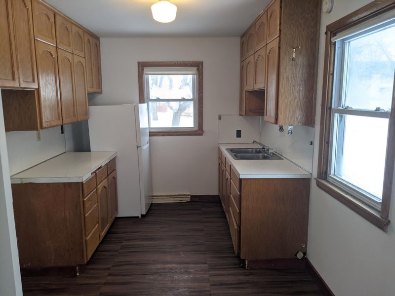 421 E 3rd St, Hector, MN 55342