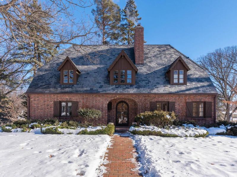 249 Interlachen Rd, Hopkins, MN 55343