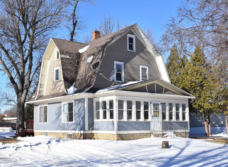 1022 10th St, Heron Lake, MN 56137
