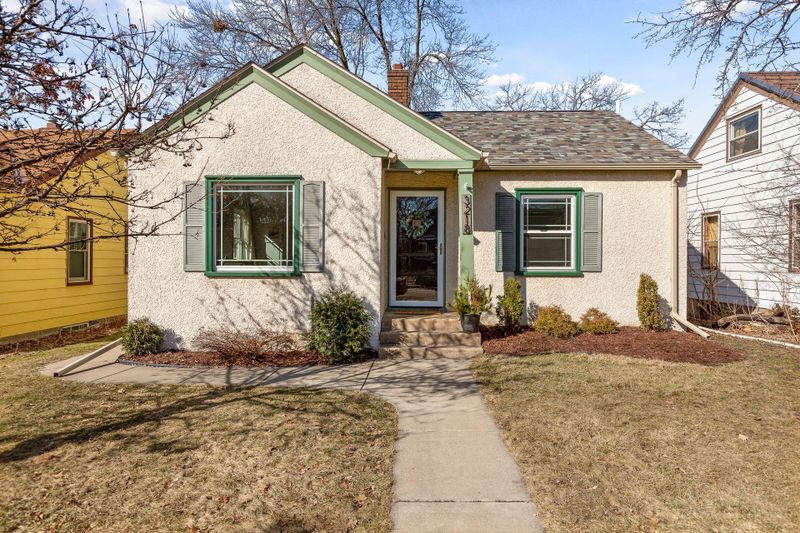 3218 Pierce St NE, Minneapolis, MN 55418