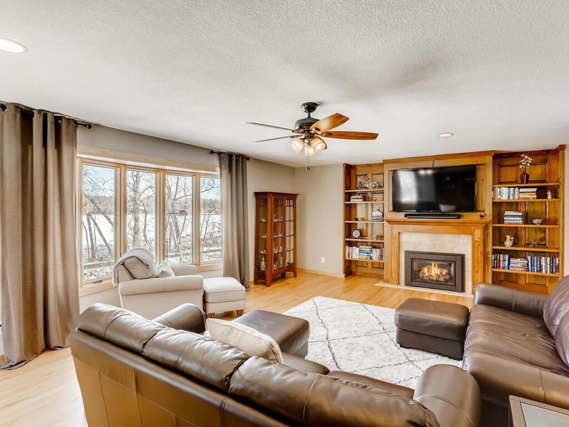 7081 Empire Ln N, Maple Grove, MN 55311