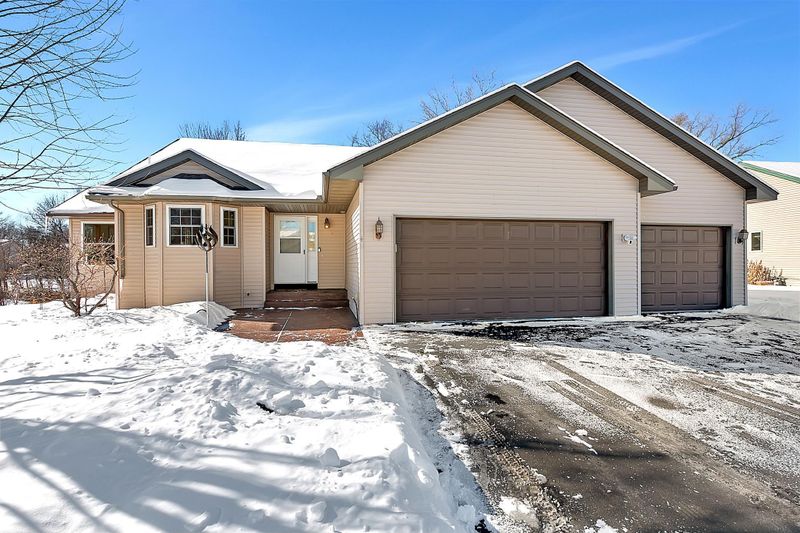 740 Beech Ln S, Annandale, MN 55302