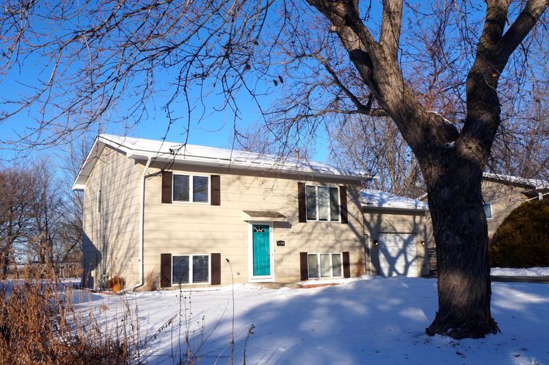 1512 Archibald St, Northfield, MN 55057
