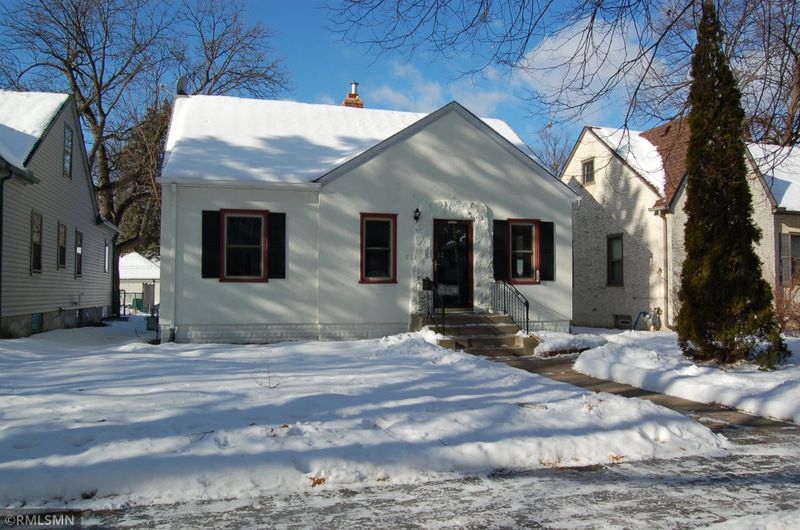 3439 Russell Ave N, Minneapolis, MN 55412