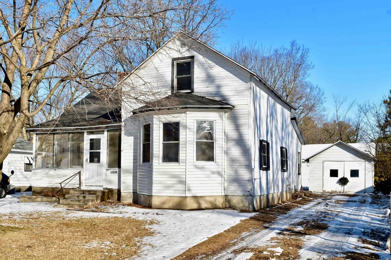 24238 5th St, Trempealeau, WI 54661