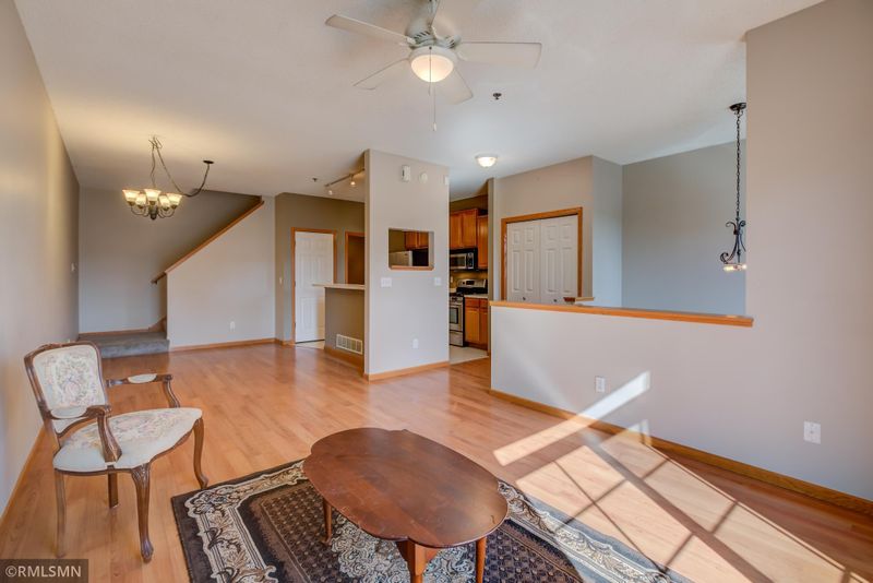 2320 Lower Afton Rd E #419, Maplewood, MN 55119