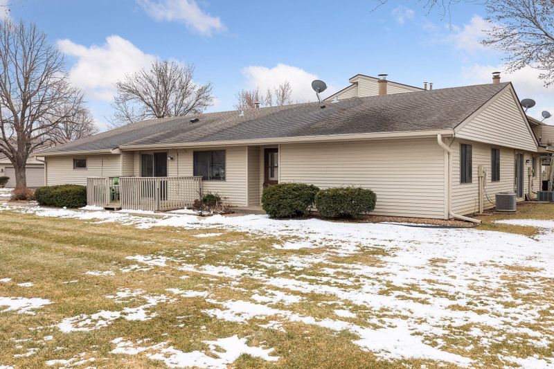 5244 149th St W, Apple Valley, MN 55124