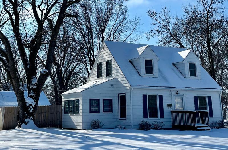 1601 3rd Ave SW, Austin, MN 55912