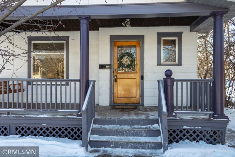 1208 Selby Ave, Saint Paul, MN 55104