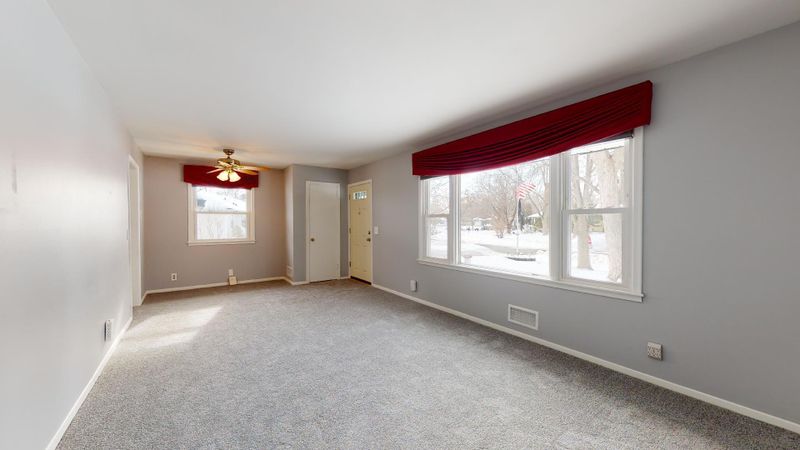 6924 Jersey Ave N, Brooklyn Park, MN 55428