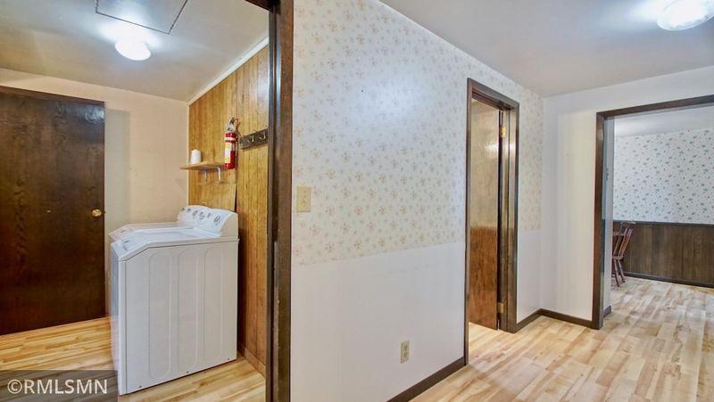 207 1st St, Bellchester, MN 55027