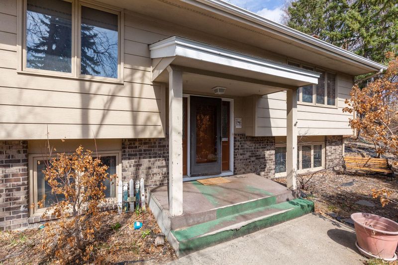 3308 W 134th St, Burnsville, MN 55337