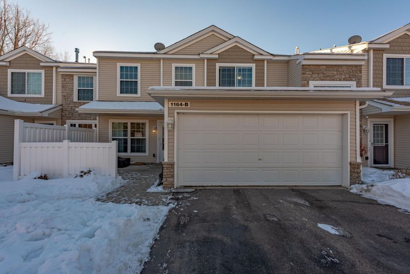 1164 101st Ave NE #B, Blaine, MN 55434