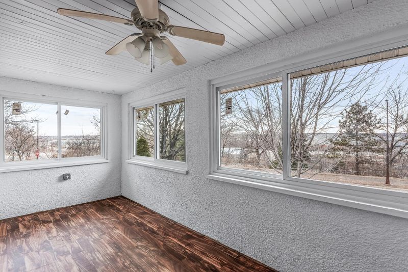 652 Concord St, Saint Paul, MN 55107