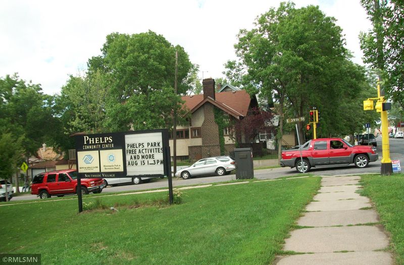 3923 Chicago Ave, Minneapolis, MN 55407
