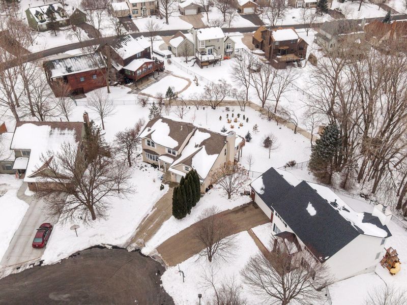 6567 Taiga Cir, Eden Prairie, MN 55346