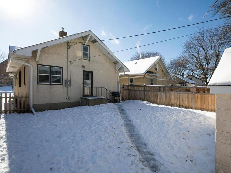 1395 Randolph Ave, Saint Paul, MN 55105