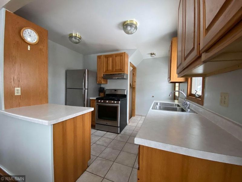 4807 Division Ave, White Bear Lake, MN 55110